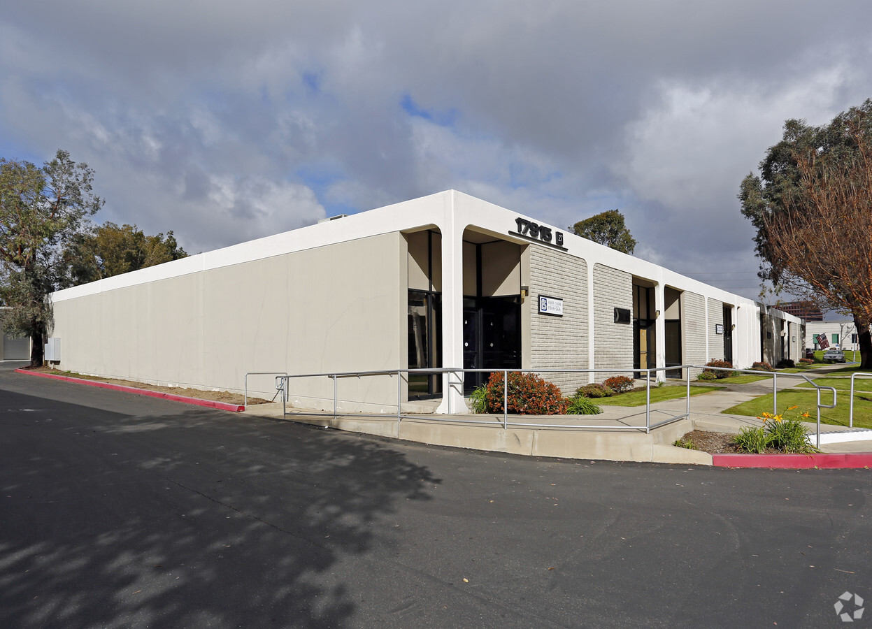 Perfect Lens headquarter